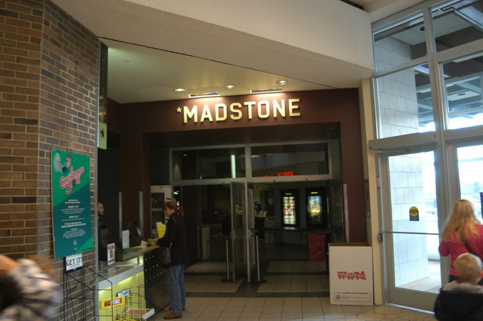 Village 7 Theatres (Briarwood Dollar Movies 4) - Dec 2003 (newer photo)